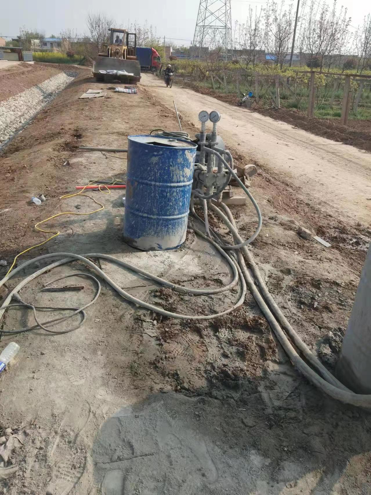 毛嘴镇顶管注浆